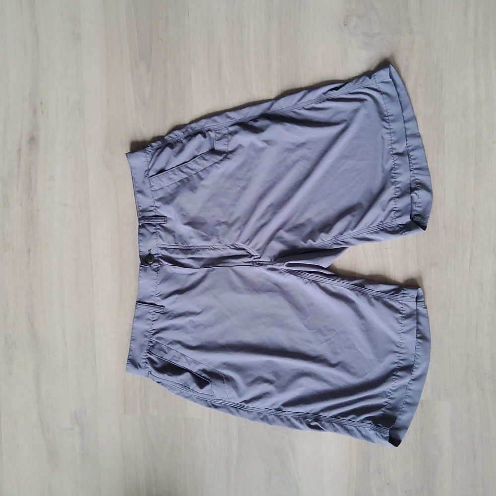 Mountain Khakis shorts.